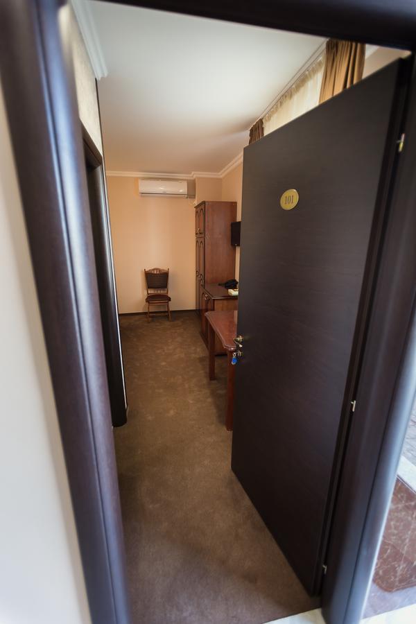 Express Residence Brăila Eksteriør billede